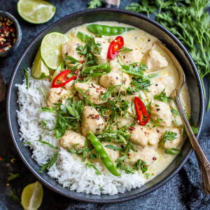 Coconut Chicken Rice Bowl – Ready in 20 Minutes